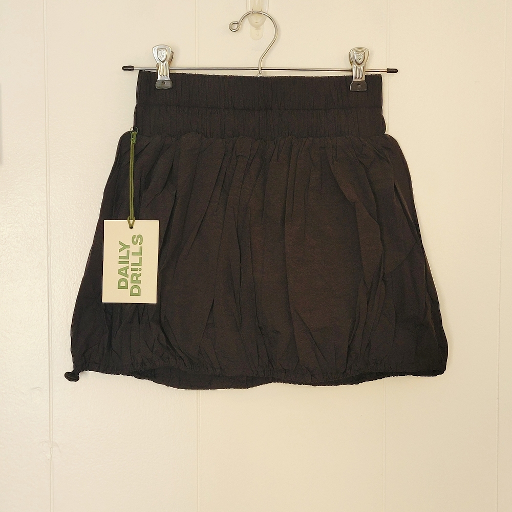 Daily Drills Black Bubble Mini Skort - Picture 7 of 8